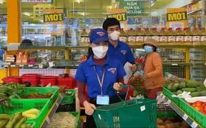 Đoàn thanh niên vào siêu thị, xuống vườn đi chợ giúp dân