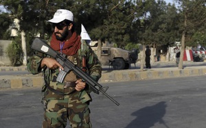 Taliban phong tỏa sân bay Kabul, Mỹ rút quân, cảnh báo  khủng bố trong 24h tới gần như chắc chắn 