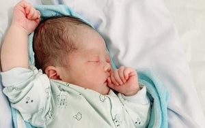 Em bé thứ 6 chào đời từ người mẹ mắc Covid-19 tại BV Bệnh Nhiệt đới Trung ương