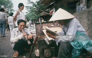 Chân dung đầy “thần thái” của người Hà Nội năm 1989