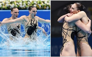 Mặc bikini trong suốt, 2 "người nhện nữ" đoạt HCV Olympic 2020