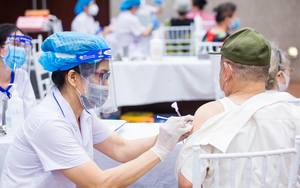 Hà Nội lập kỷ lục hơn nửa triệu mũi tiêm vaccine phòng Covid-19 trong ngày