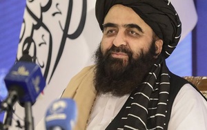 Quyền Ngoại trưởng Taliban tuyên bố &quot;nóng&quot; trấn an thế giới