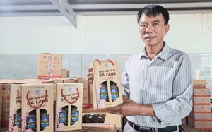 Thanh Hóa: Nông dân Việt Nam xuất sắc 2021 là người nắm bí quyết làm nước mắm đặc sản Ba Làng