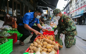 Thủ tướng đề nghị Bộ trưởng Công an chỉ đạo nghiên cứu xử lý hành vi "bom" hàng đi chợ hộ