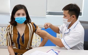 Hà Nội đề nghị Bộ Y tế hướng dẫn người tiêm 2 mũi vaccine được phép đi lại