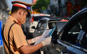 Thủ tướng Phạm Minh Chính yêu cầu Hà Nội điều chỉnh bất cập trong việc cấp giấy đi đường 
