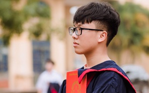 Nam sinh tuyển thẳng Đại học Y Hà Nội: Mê đá bóng đến mức bị cấm, ngưỡng mộ nhất bố mẹ