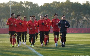 Bị 5 cầu thủ nhập tịch "bỏ rơi", ĐT Trung Quốc lấy gì đấu ĐT Việt Nam?