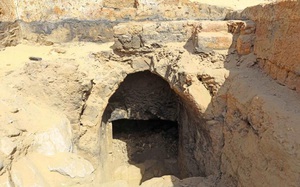 Đi tìm vết tích của Cleopatra, các nhà khoa học bất ngờ phát hiện lăng mộ chứa 20 xác ướp ở Ai Cập