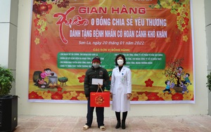 Bệnh viện Đa khoa tỉnh Sơn La: Tổ chức "Gian hàng Xuân 0 đồng" chia sẻ yêu thương dành tặng bệnh nhân 