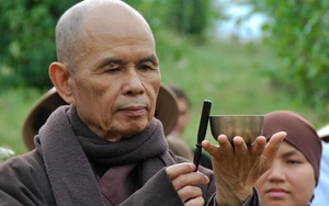 Nhà thơ Trần Đăng Khoa: "Cái hay của Thiền sư Thích Nhất Hạnh là biến người nghe thuyết giảng thành Bồ Tát"