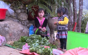 Nông thôn Tây Bắc: Lên bản người Mông đi chợ phiên cuối năm