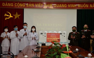Bệnh viện Đa khoa tỉnh Sơn La: Tiếp nhận 3 máy tạo ô xy và 200 khẩu trang N95