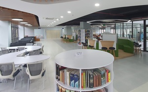 Trường đại học ở Hà Nội có thư viện đẹp lung linh, sinh viên khen nức nở