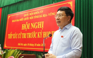 Phó Thủ tướng Thường trực Phạm Bình Minh tiếp xúc cử tri: Cử tri muốn ổn định thị trường xăng dầu