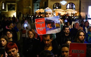 Ba Lan kêu gọi công dân rời Belarus do lo ngại xung đột leo thang