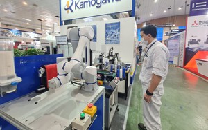 Hàn Quốc, Trung Quốc đang cung cấp nhiều nhất những loại máy móc gì cho Việt Nam?