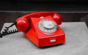 Chiếc &quot;điện thoại đỏ&quot; đầy bí ẩn giữa Liên Xô và Mỹ vẫn còn hoạt động cho đến ngày nay?