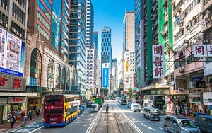 Hong Kong hút du khách với vé máy bay miễn phí và trải nghiệm khu đèn đỏ
