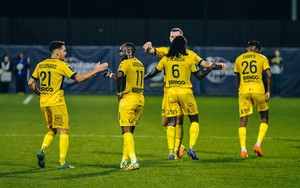 Quang Hải thi đấu 8 phút, Pau FC nhẹ nhàng giành 3 điểm trước Annecy