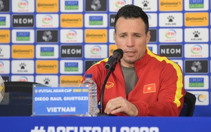 HLV Diego Giustozzi: “ĐT futsal Việt Nam cần lì lợm hơn khi gặp Iran ở tứ kết"