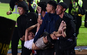 Vì sao bóng đá ở Indonesia được coi là "môn thể thao chết chóc"?