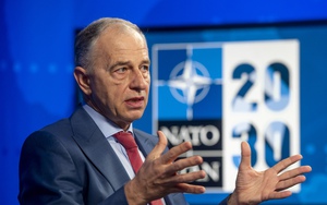 NATO cảnh báo 'Nga suy yếu nhưng vẫn nguy hiểm'