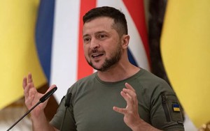 Tổng thống Zelensky tuyên bố Nga nhận thức rõ về những mất mát sắp xảy ra ở miền nam Ukraine