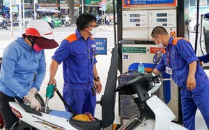 Giá xăng dầu hôm nay 21/10: Giá xăng tăng nhẹ chiều nay?