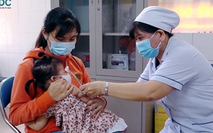 TP.HCM đứng trước nguy cơ thiếu hàng loạt vaccine tiêm chủng mở rộng