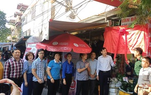 Hải Phòng và Viettel triển khai mô hình chuyển đổi số, chợ 4.0 tới hộ kinh doanh tại chợ Lương Văn Can