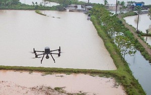 Cận cảnh flycam chuyên dụng phục vụ khảo sát cắm mốc giới đường vành đai 4 ở Hà Nội