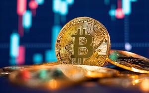 Mối tương quan với vàng ngày càng tăng, Bitcoin đang trở thành tài sản trú ẩn an toàn?