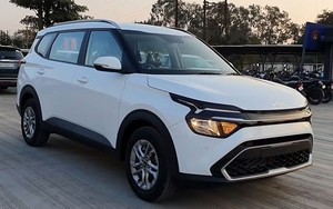 Lộ ảnh thực tế KIA Carens 2023 tại Việt Nam, mở bán từ tháng 10/2022 đấu Mitsubishi Xpander?