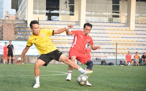 Giải bóng đá Báo NTNN/Dân Việt tranh Cúp Mùa Thu 2022: Nhiều bất ngờ ở vòng tứ kết