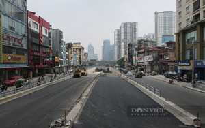 Hầm chui Lê Văn Lương cấm xe thô sơ và người đi bộ
