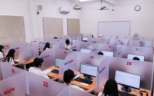 Hoãn tổ chức thi IELTS, học sinh có &quot;đòi&quot; lại được phí ôn luyện và đăng ký thi không?