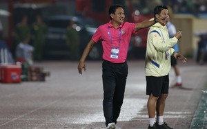 Học trò bỏ đá "chung kết ngược", HLV Sài Gòn FC nói điều chua chát