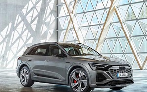 Audi Q8 e-tron chính thức "trình làng", thay đổi nhiều về thiết kế 