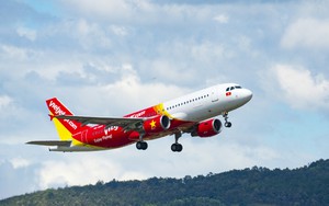 Tưng bừng chào đón khách hàng thứ 150 triệu, Vietjet tặng voucher trị giá tới 500.000 đồng cho khách hàng