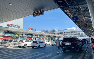 Đề xuất thêm 17 tuyến xe buýt không trợ giá trung chuyển khách từ sân bay Tân Sơn Nhất