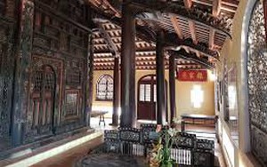 Nhà cổ kiến trúc truyền thống Huế của dòng họ Huỳnh ở vùng đất này tại Bến Tre ai từng đến đều xuýt xoa