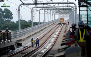 Xem công nhân đẩy nhanh tiến độ hoàn thiện nhà ga khu công nghệ cao tuyến metro số 1 Bến Thành - Suối Tiên