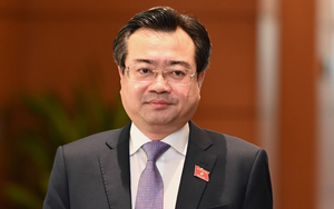 Bộ trưởng Nguyễn Thanh Nghị lần đầu tiên đăng đàn: Bất cập quy hoạch đô thị, sai phạm huy động vốn làm nóng nghị trường