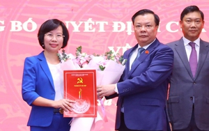 Bí thư Hà Nội trao 3 quyết định quan trọng về công tác cán bộ