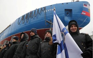 Tổng thống Putin ca ngợi 'sức mạnh Bắc Cực' của Nga với tàu phá băng hạt nhân mới