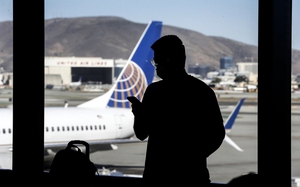 Các hãng hàng không có thể sớm cho phép gọi điện thoại 5G trên máy bay