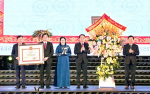 Ninh Bình: Nho Quan đón bằng công nhận huyện đạt chuẩn nông thôn mới