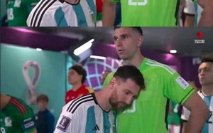 Bức ảnh cho thấy, Messi xứng đáng &quot;người truyền lửa&quot; cho Argentina